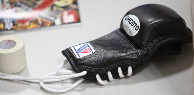 boku-shooto-glove