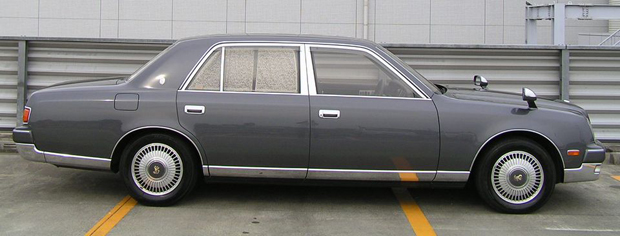 toyota century v12